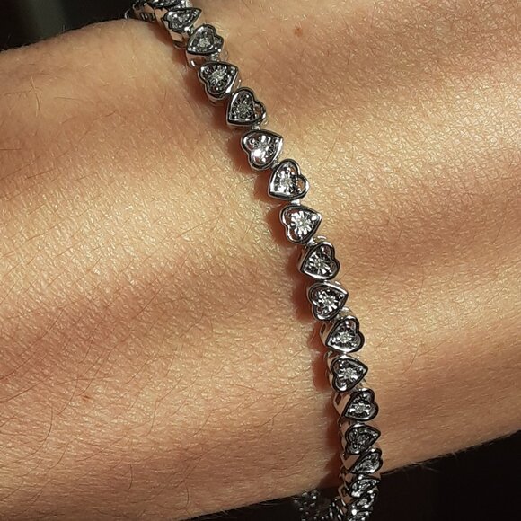1/4 CTW. Diamond Heart Bracelet, 7-1/2"L in Sterling Silver - Picture 1 of 4